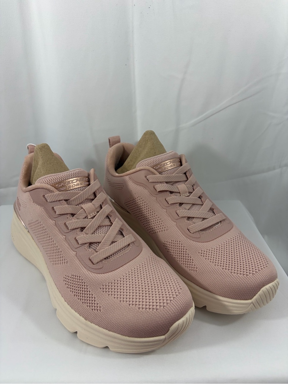 NWT BOBS From Skechers Women’s Size 8.5 Light Pink Athletic Sneakers